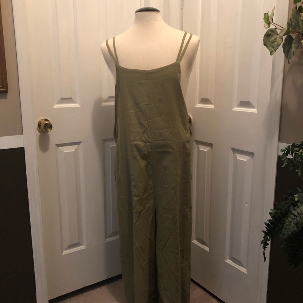 Casual Solid Color Spaghetti Strap Jumpsuit NWT